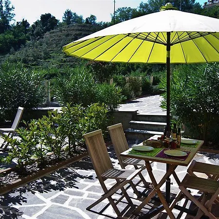 Gli Ulivi Di Montalbano Ла-Спеція