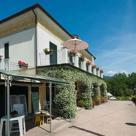 Фермерський будинок Gli Ulivi Di Montalbano Ла-Спеція