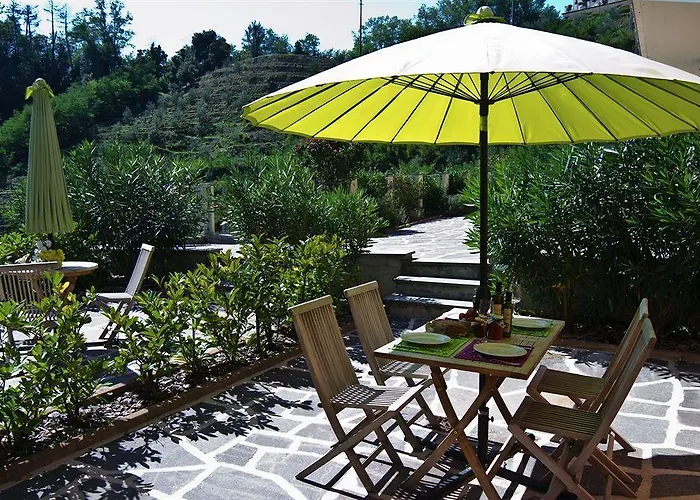 Gli Ulivi Di Montalbano La Spezia