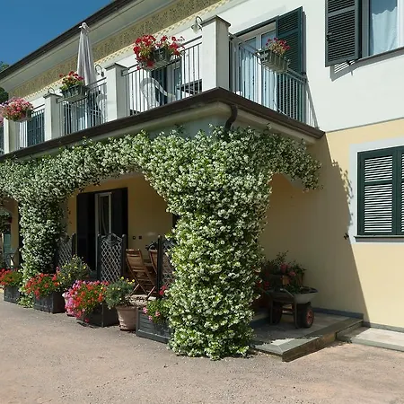 Gli Ulivi Di Montalbano La Spezia